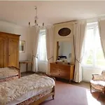 Peaceful Countryside Retreat - Full Of Character