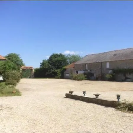 Peaceful Countryside Retreat - Full Of Character