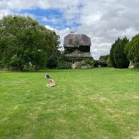 Peaceful Countryside Retreat - Full Of Character فيلة